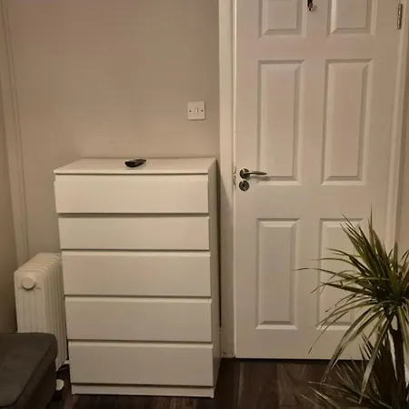 Feriehus Whole Private Flat - *